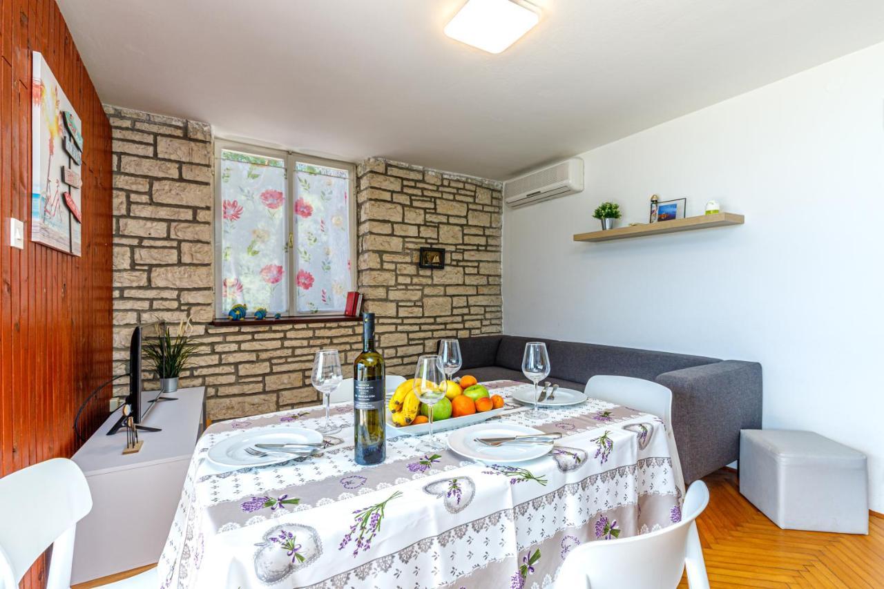 Al Mare Apartments Ρόβινι Εξωτερικό φωτογραφία